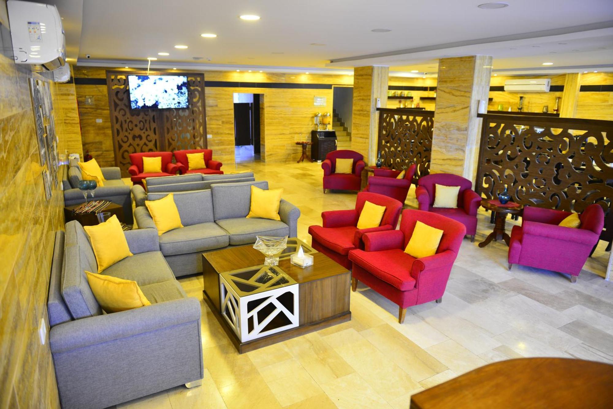 Petra Corner Hotel Exterior foto